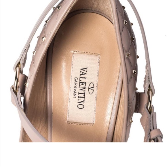 HOST PICK🌟Valentino Rockstud Mary Jane Heels💖 - Picture 7 of 12